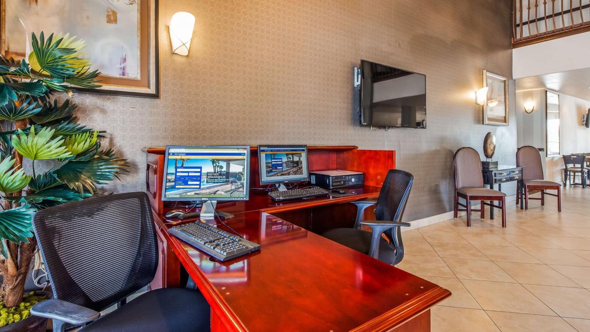 Best Western Plus Main Street